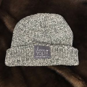 ⭐️ Love Your Melon winter hat